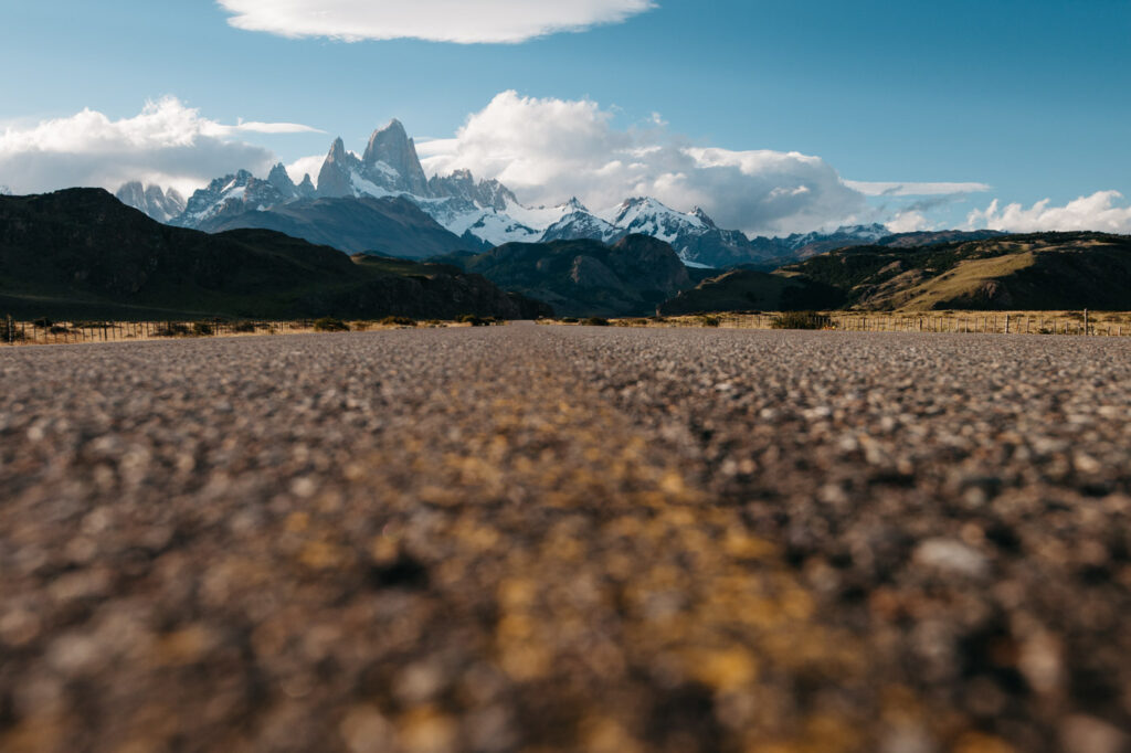 Fitz Roy über der Straße nach El Chaltén