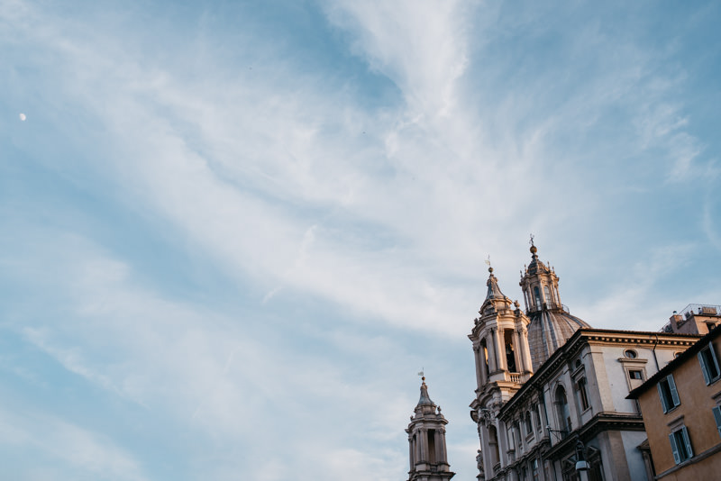 Kirchtürme an der Piazza Navona in Rom