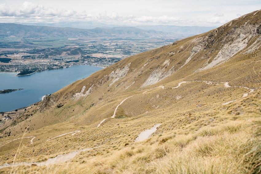 Serpentines on Roy's Peak