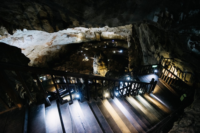 Phong Nha Kẻ Bàng National Park Paradise Cave Tours 1a