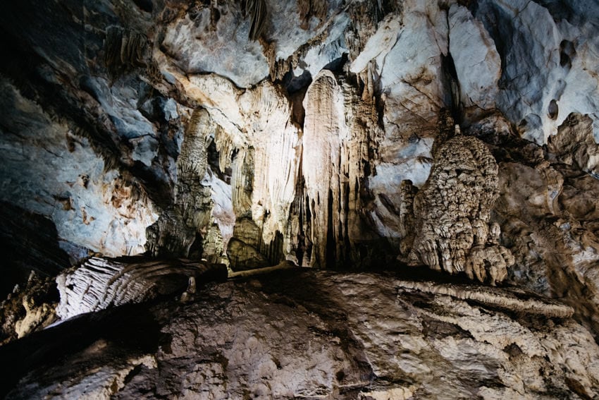 Phong Nha Kẻ Bàng National Park Paradise Cave Tours 4