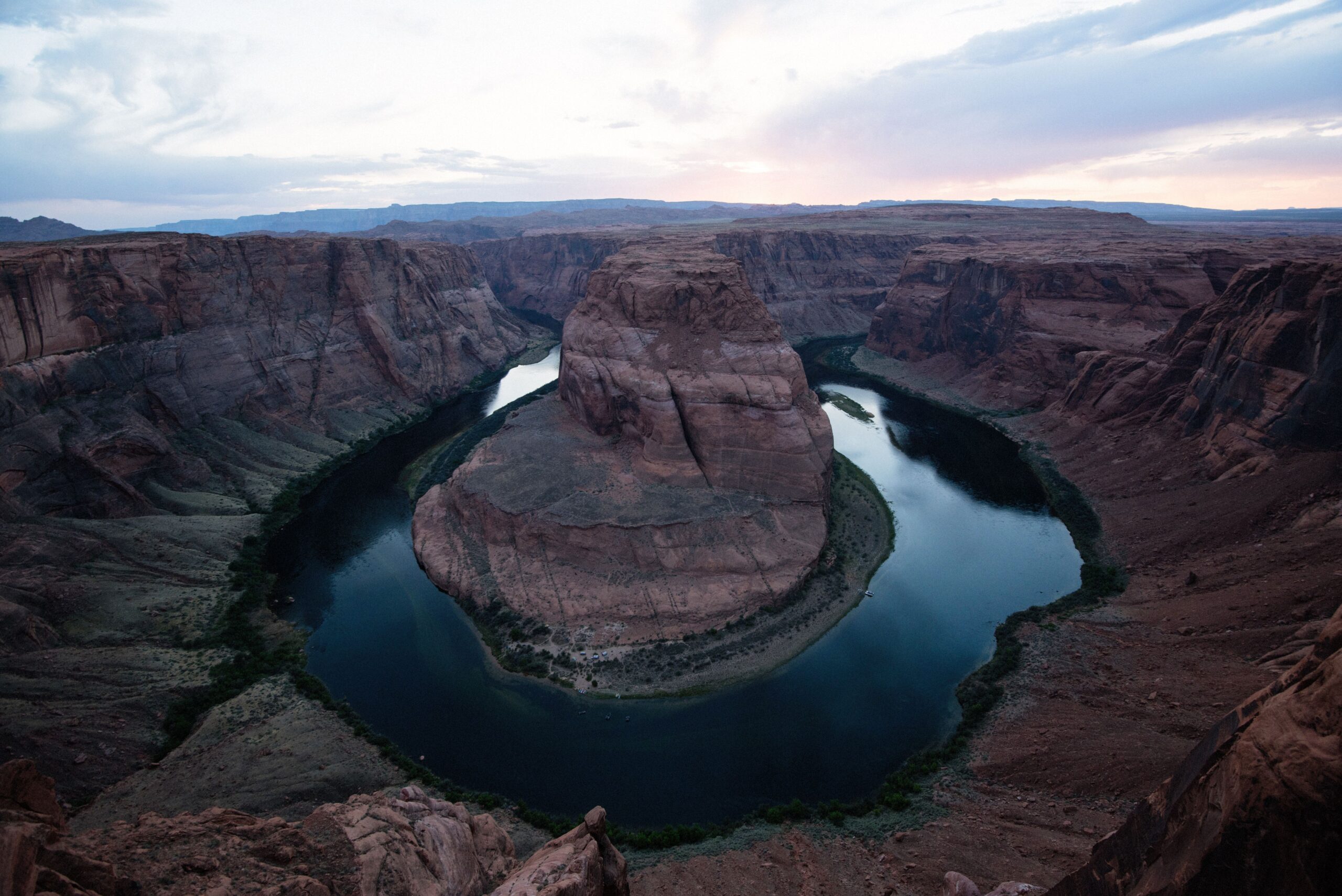 Photographers waiting for sunset at Horseshoe Bend