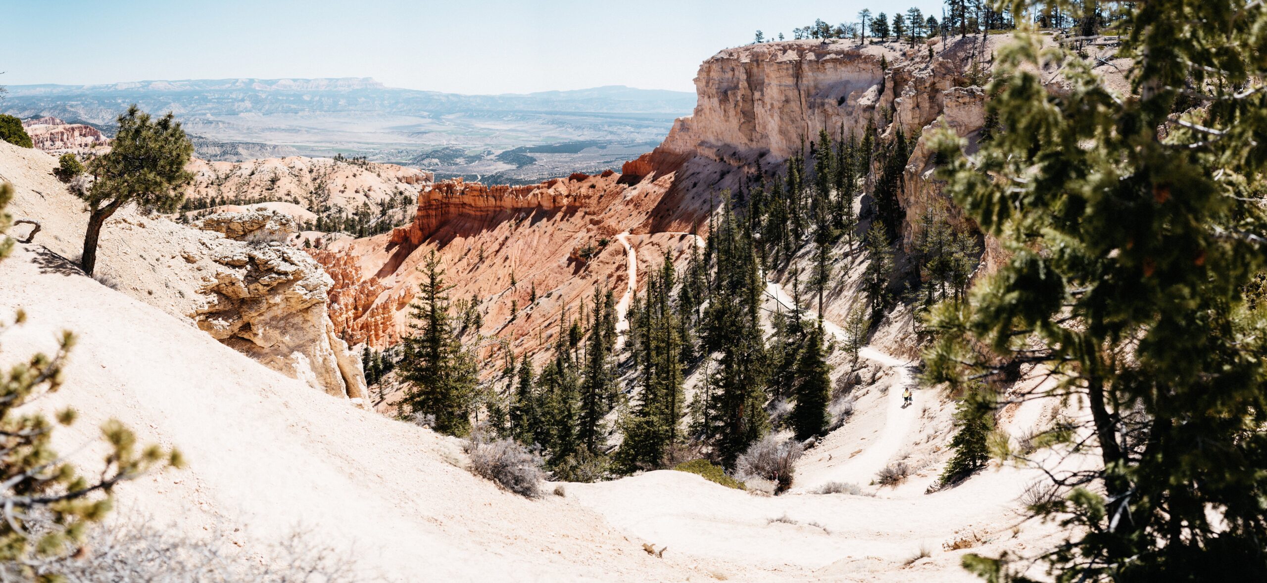 Snow beside the hoodoos during our spring visit to Bryce Canyon