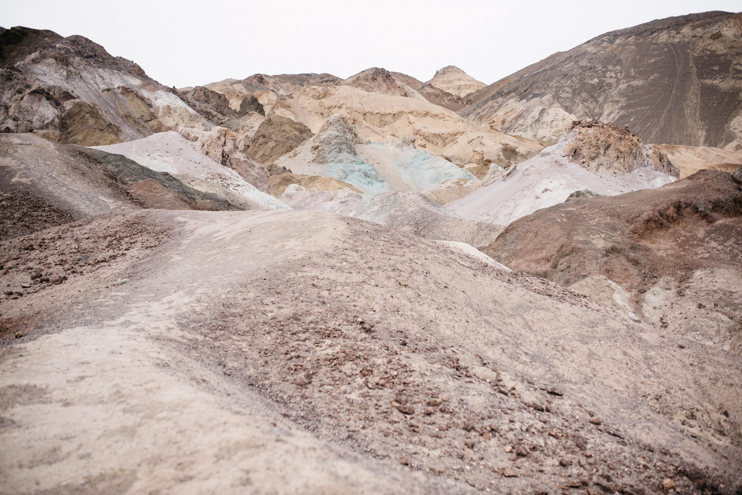 Die farbigen Mineralhügel am Artist's Drive